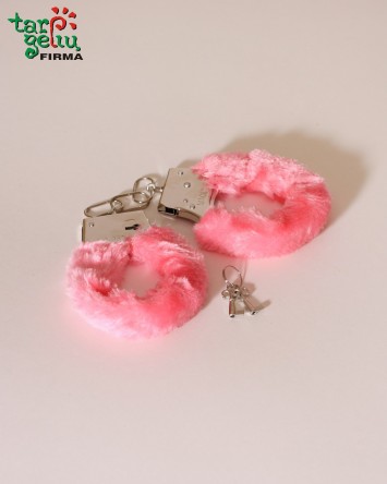 Meilės antrankiai su kauliukais