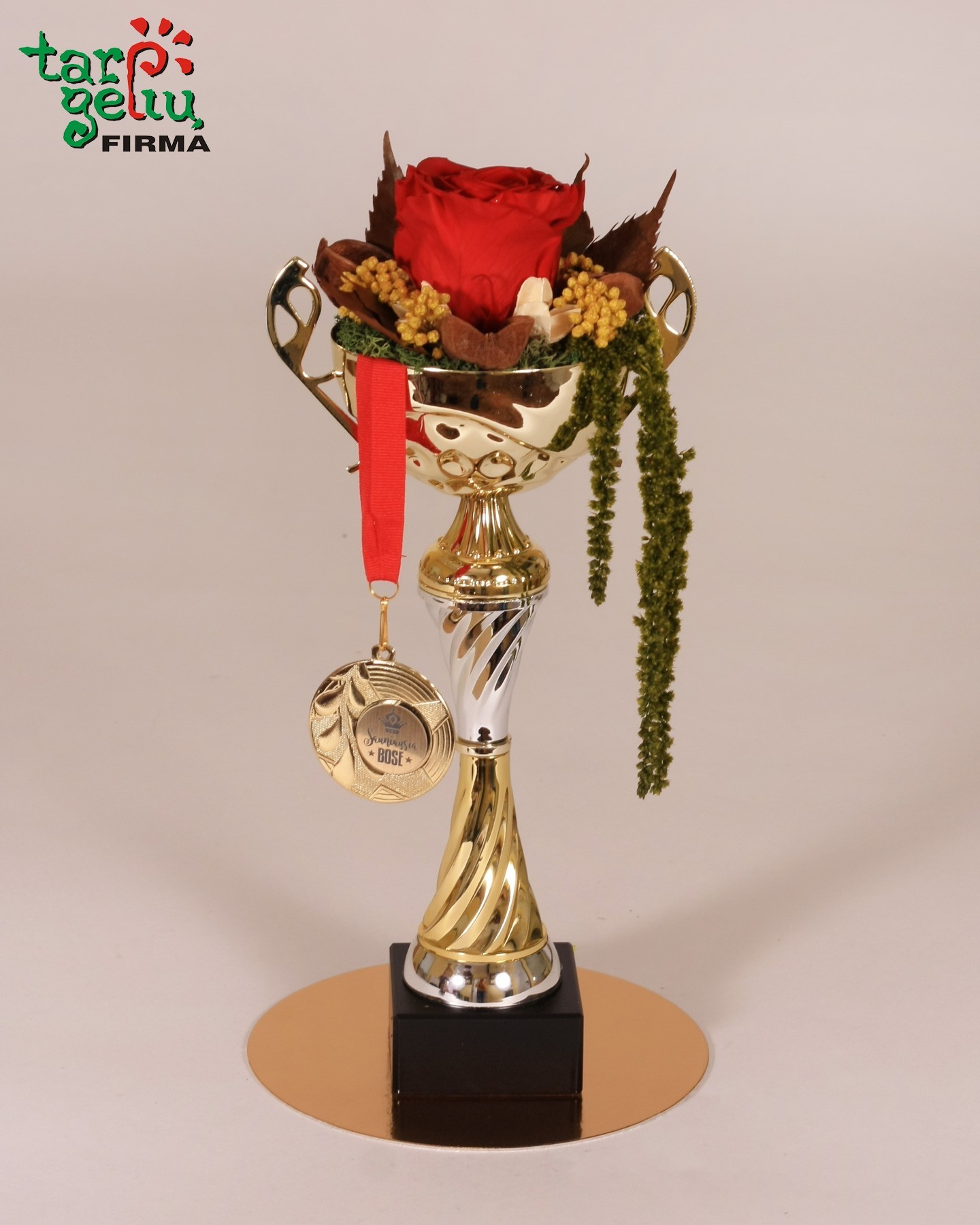 Taurė "Šauniausia Bosė"