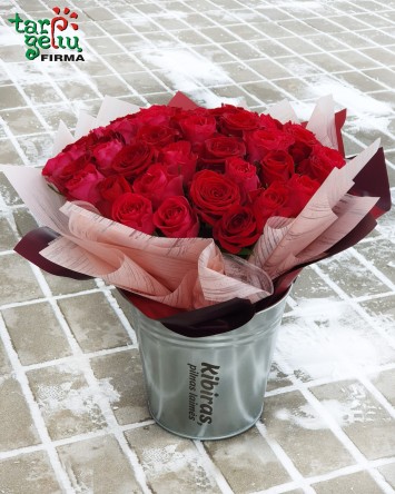 Rožių puokštė pilna meilės