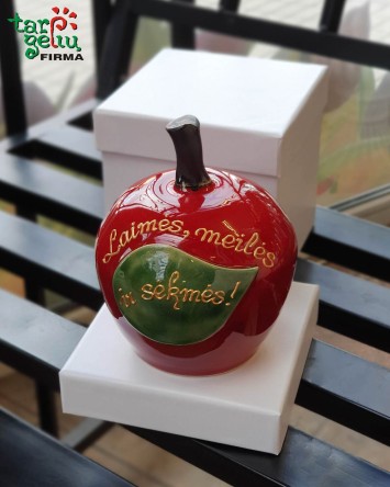 "Laimės, meilės ir sėkmės...