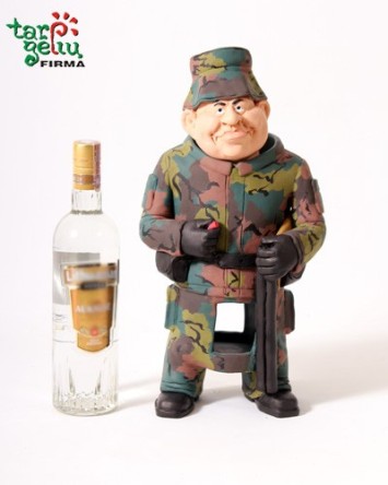 Butelio laikiklis "Medžiotojas"